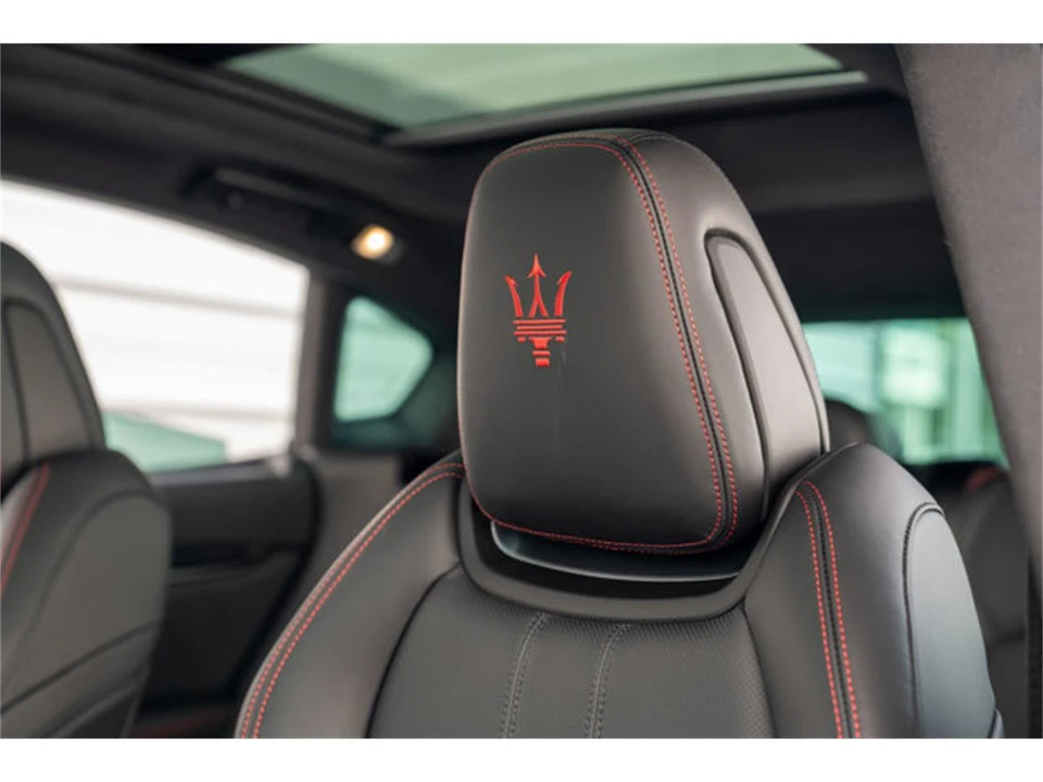2024 Maserati Levante - Image 12 of 12
