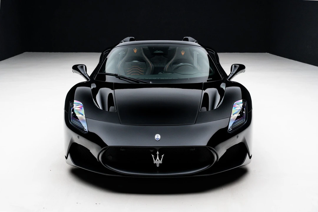 2024 Maserati MC20 - Image 29 of 31