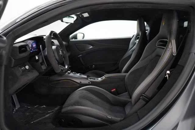 2024 Maserati MC20 - Image 11 of 17