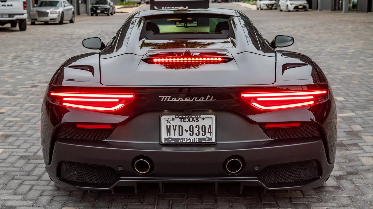 2024 Maserati MC20 Cielo - Image 25 of 31
