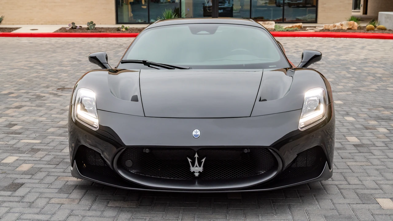 2024 Maserati MC20 Cielo - Image 20 of 31