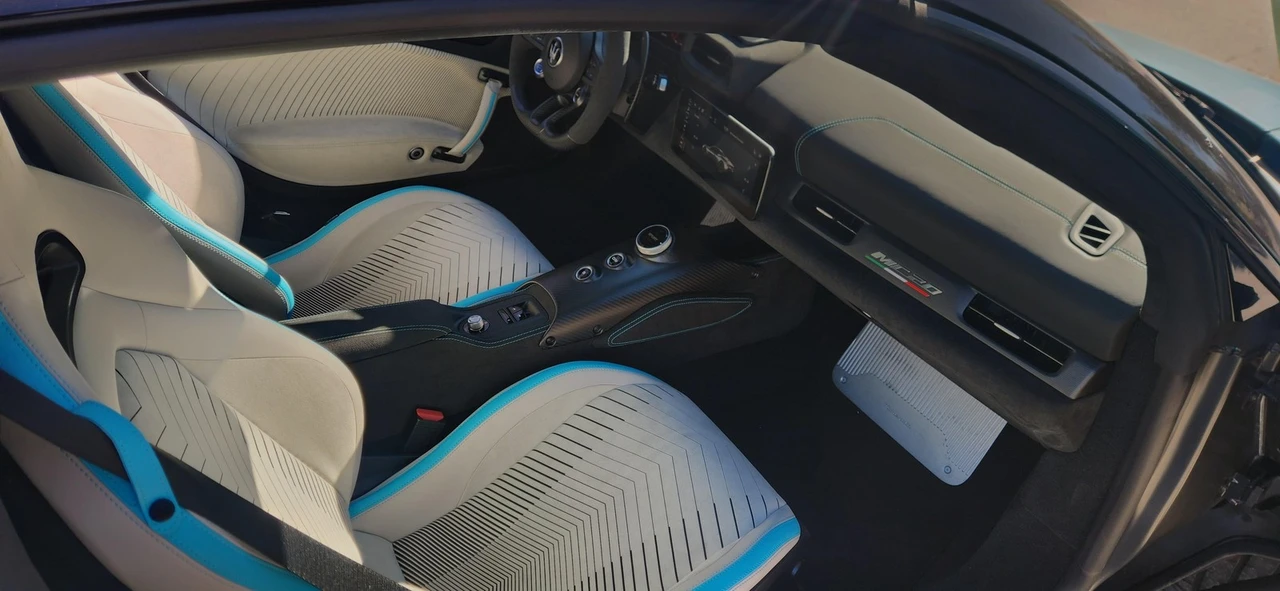 2024 Maserati MC20 Cielo - Image 18 of 21