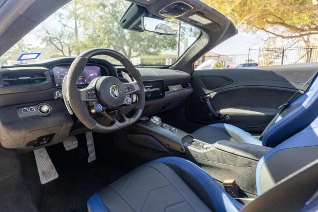 2024 Maserati MC20 Cielo - Image 5 of 7