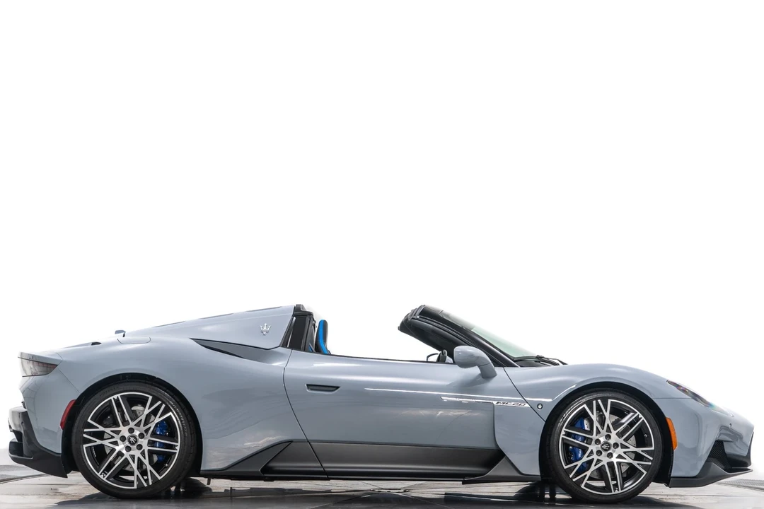 2024 Maserati MC20 Cielo - Image 2 of 21