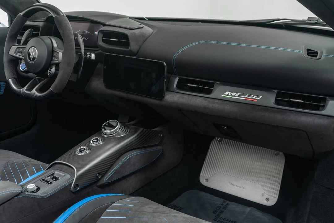 2024 Maserati MC20 Cielo - Image 14 of 21