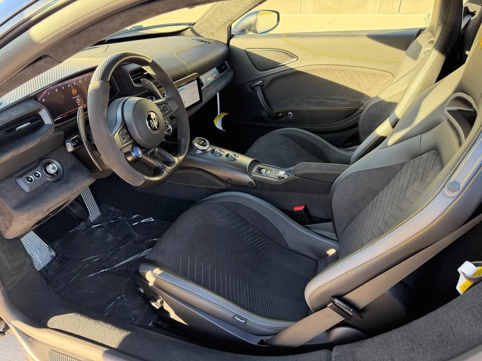 2024 Maserati MC20 - Image 13 of 19