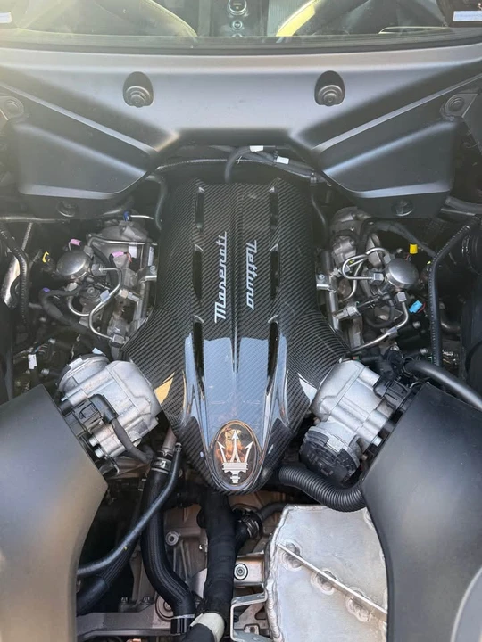 2024 Maserati MC20 - Image 10 of 19