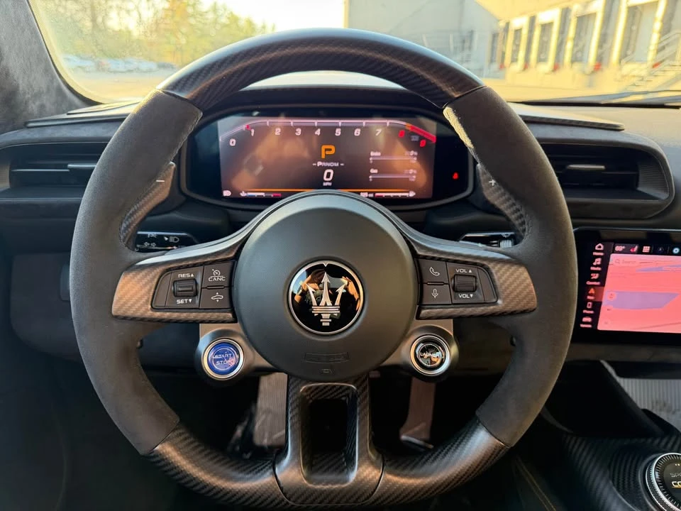 2024 Maserati MC20 - Image 15 of 19