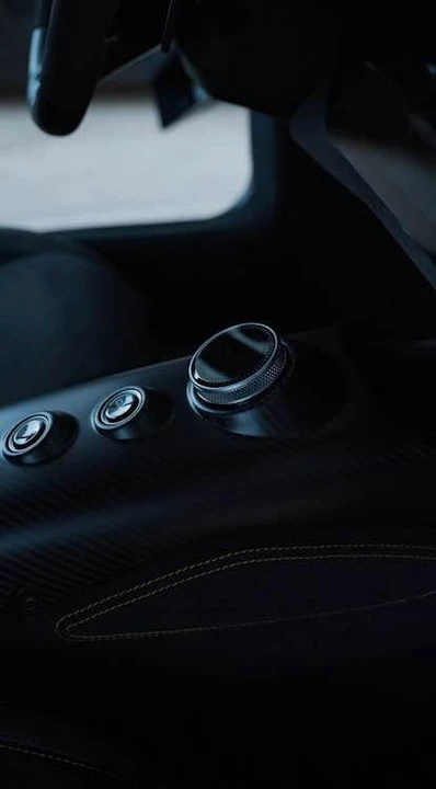 2024 Maserati MC20 - Image 7 of 14