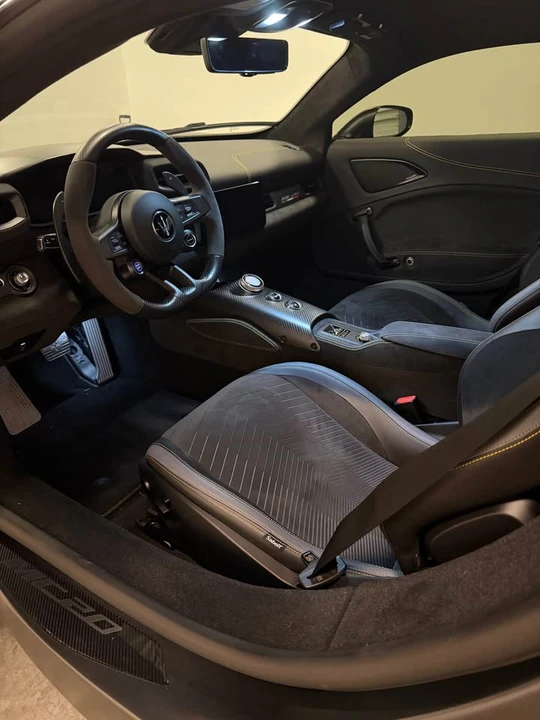 2024 Maserati MC20 - Image 11 of 14