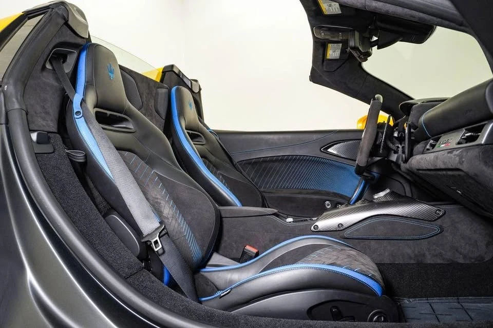 2024 Maserati MC20 - Image 14 of 18