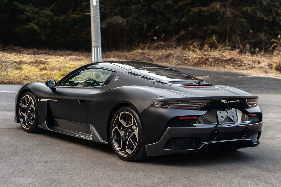 2024 Maserati MC20 - Image 8 of 31