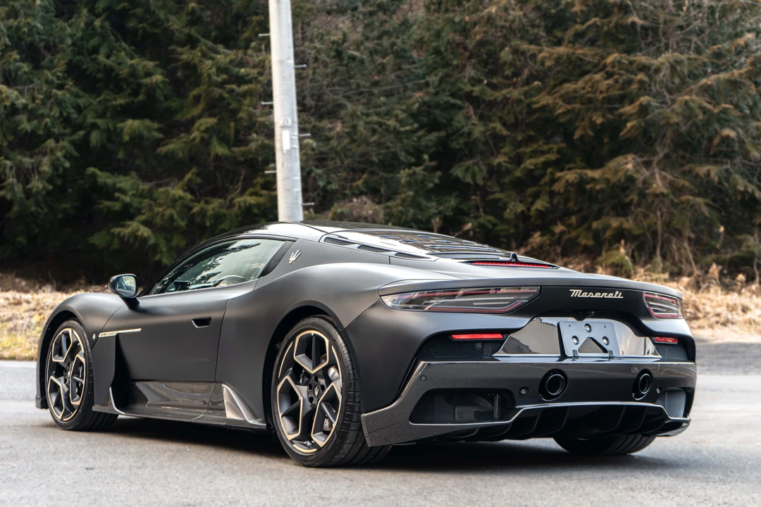 2024 Maserati MC20 - Image 9 of 31