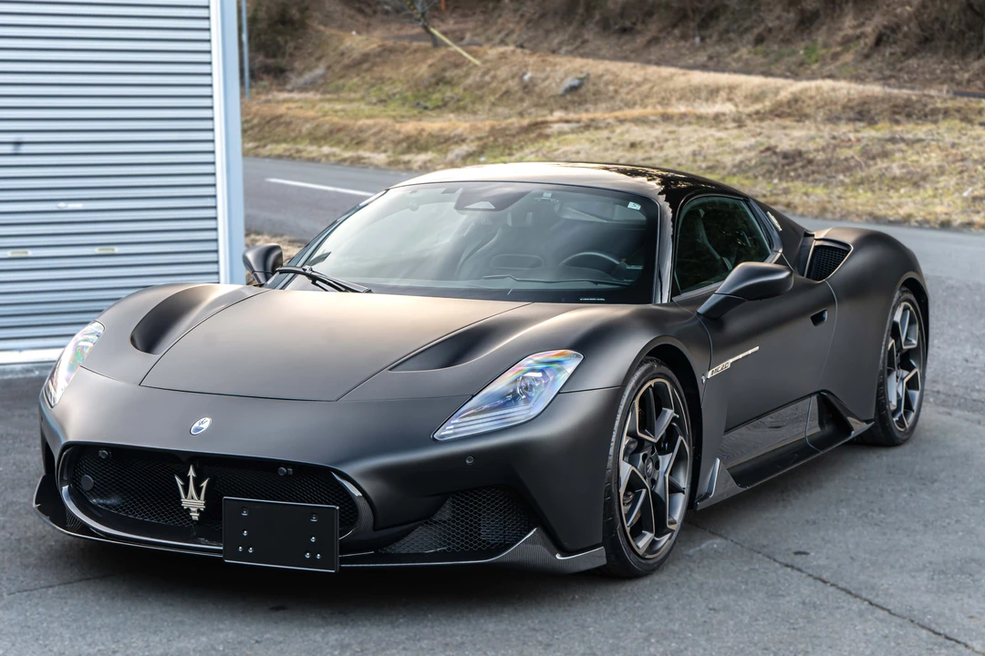 2024 Maserati MC20 - Image 14 of 31
