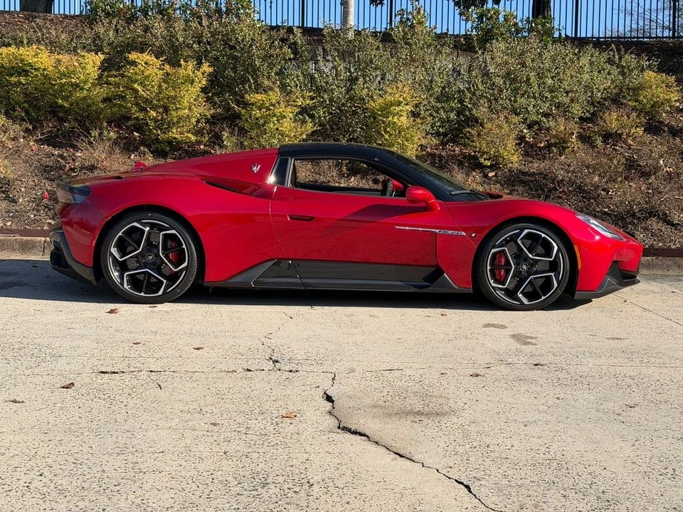 2024 Maserati MC20 - Image 3 of 21