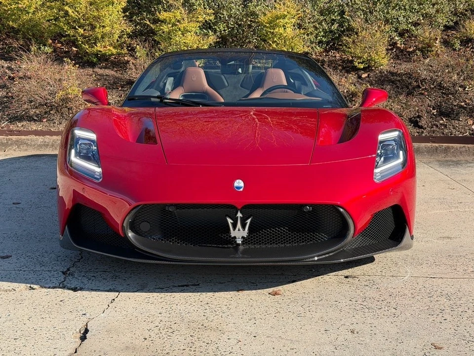 2024 Maserati MC20 - Image 12 of 21