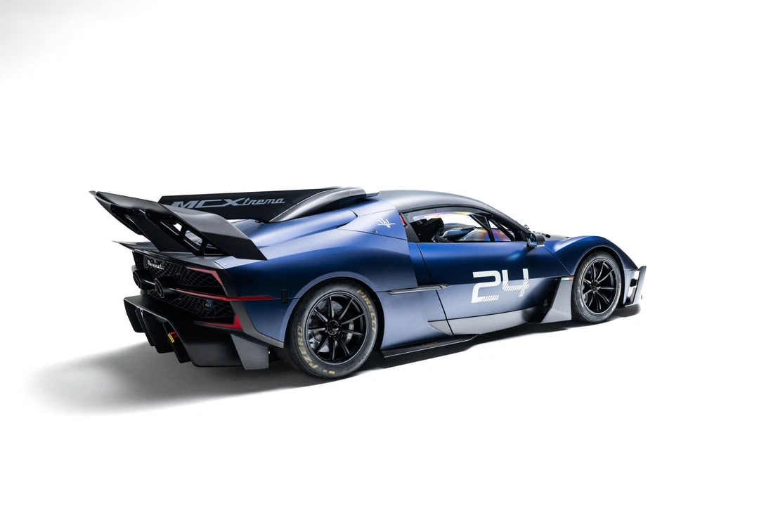 2024 Maserati MC20 - Image 28 of 31