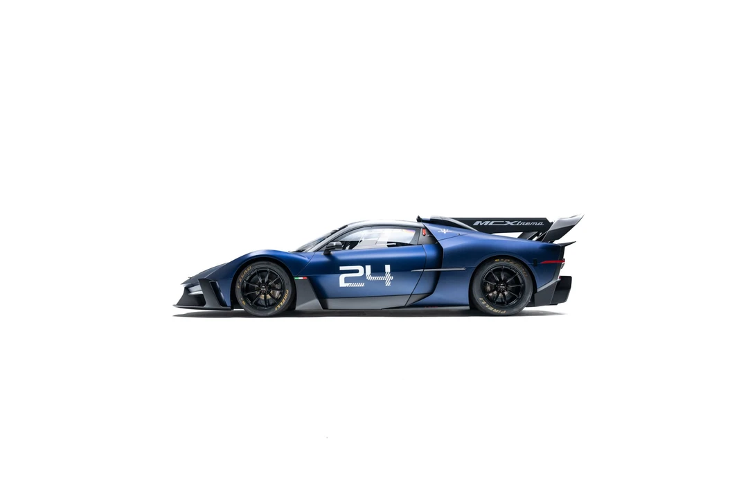 2024 Maserati MC20 - Image 8 of 31