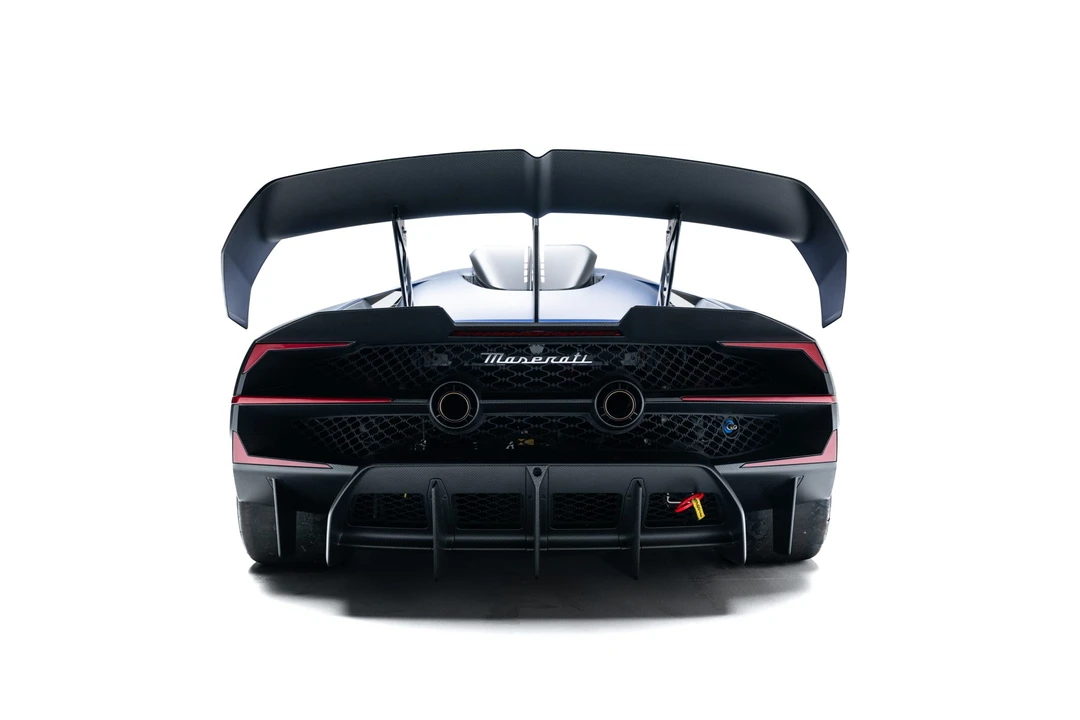 2024 Maserati MC20 - Image 21 of 31