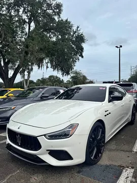 2024 Maserati Ghibli Modena Q4 Sedan