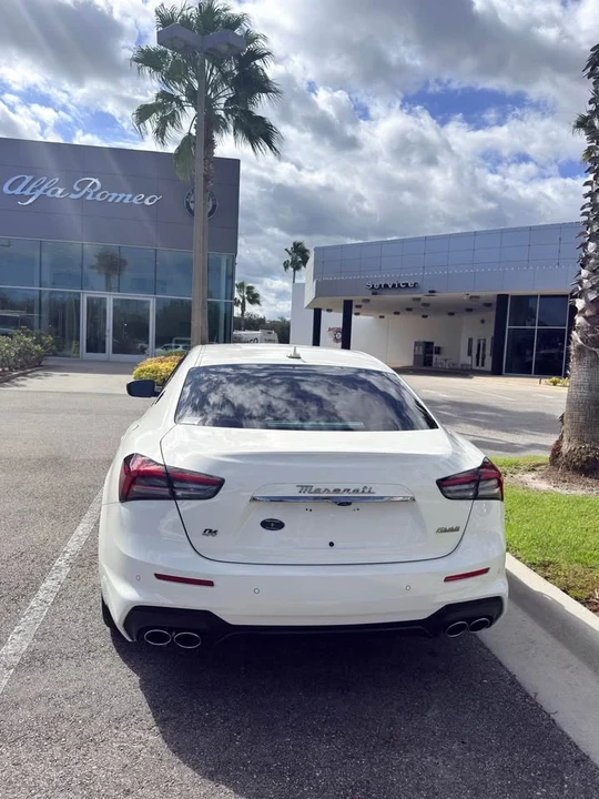 2024 Maserati Ghibli 3rd Gen - Image 4 of 8