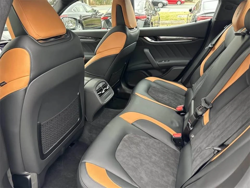 2024 Maserati Ghibli 3rd Gen - Image 11 of 15