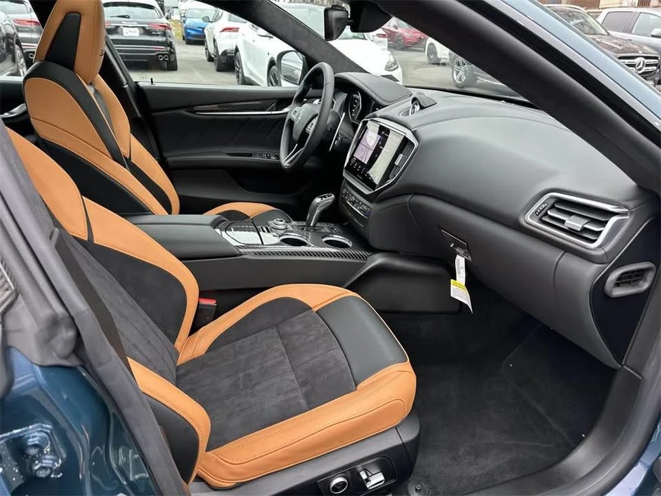 2024 Maserati Ghibli 3rd Gen - Image 9 of 15