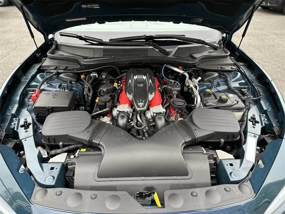2024 Maserati Ghibli 3rd Gen - Image 8 of 15