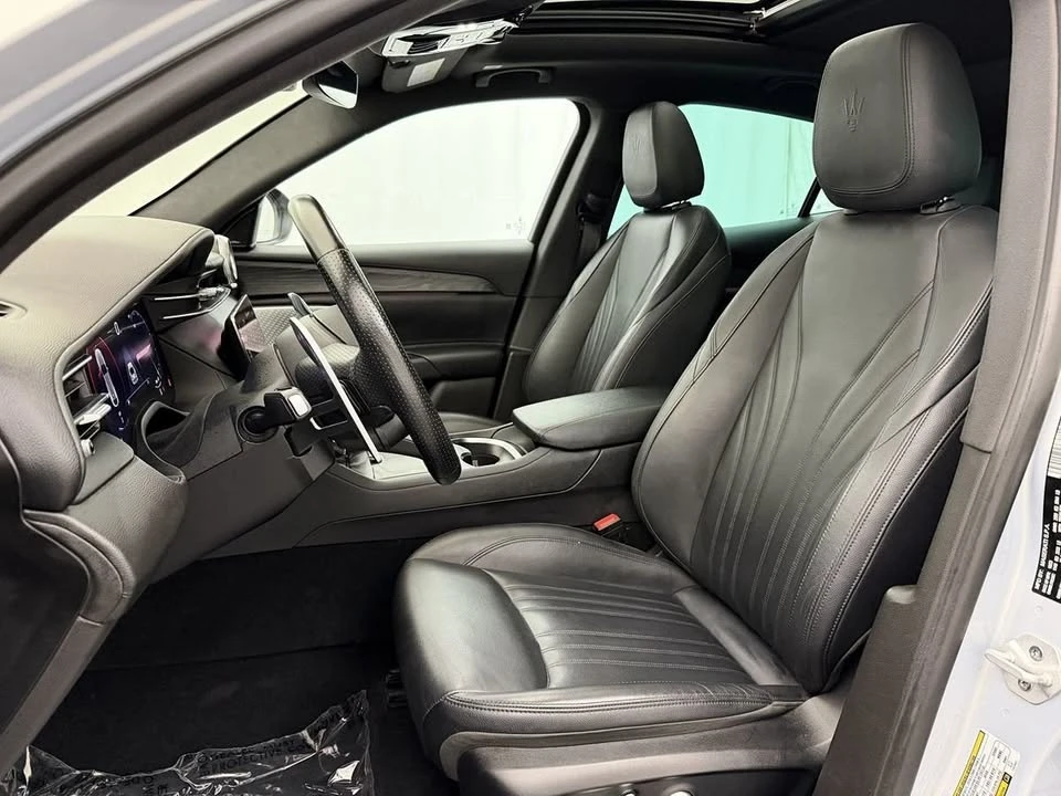 2024 Maserati Grecale - Image 8 of 19