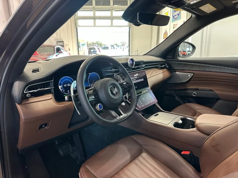 2024 Maserati Grecale - Image 12 of 19