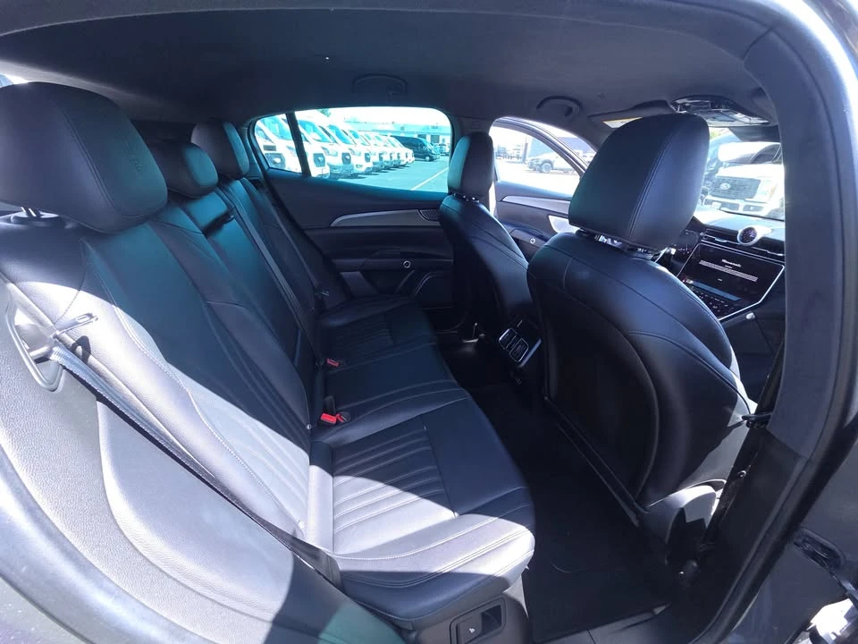 2024 Maserati Grecale - Image 10 of 11