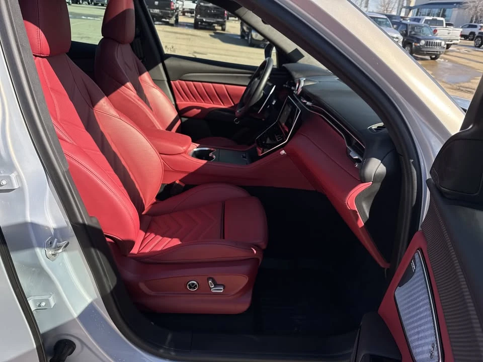 2024 Maserati Grecale - Image 10 of 20