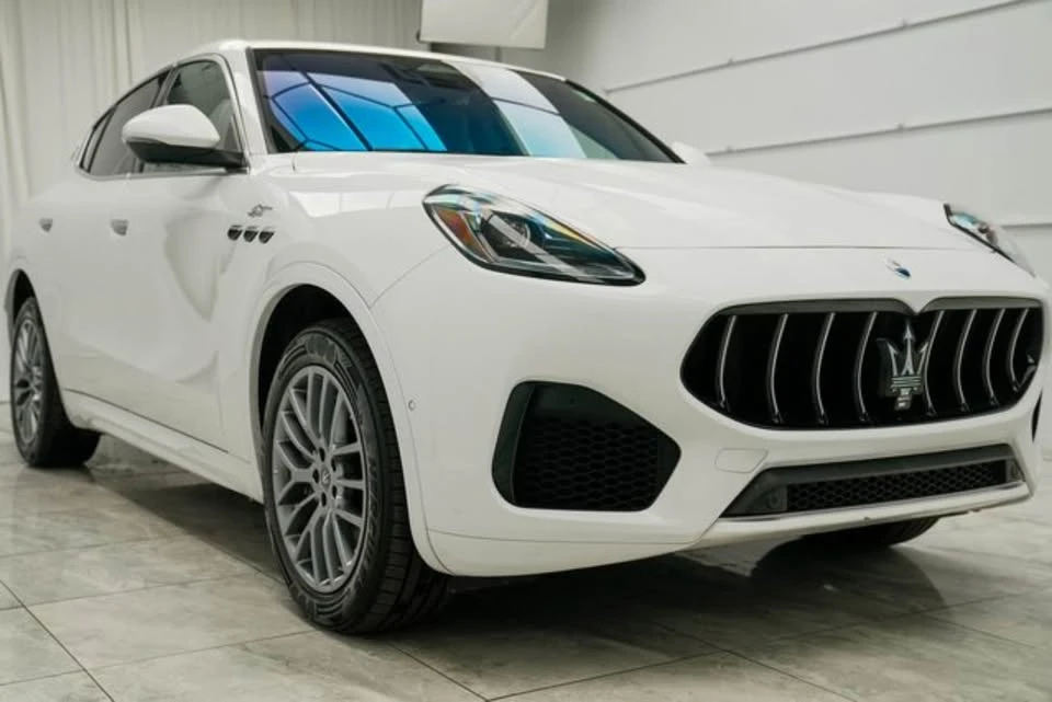 2024 Maserati Grecale - Image 2 of 6