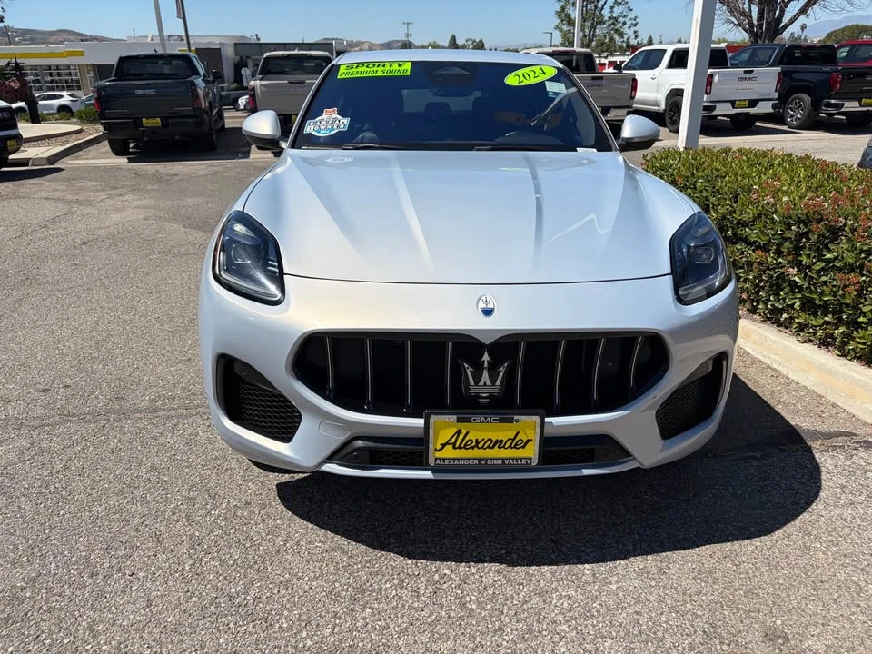 2024 Maserati Grecale - Image 2 of 15