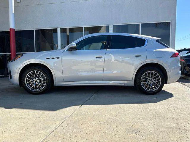 2024 Maserati Grecale - Image 2 of 4