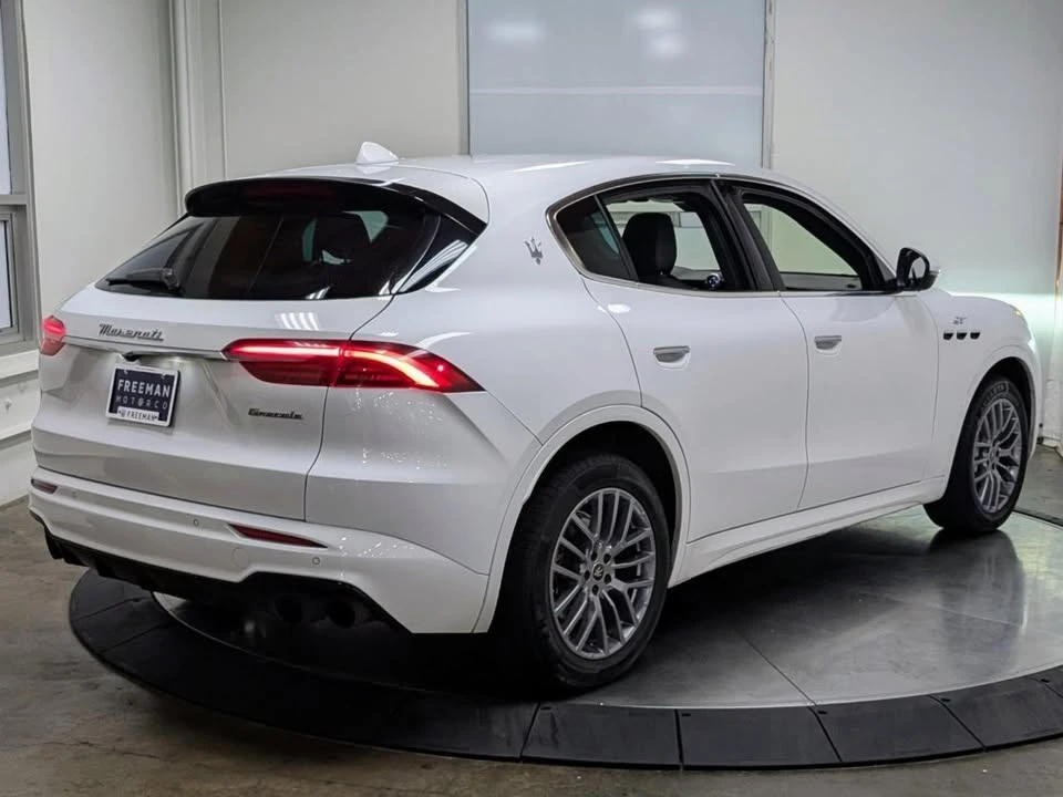2024 Maserati Grecale - Image 9 of 20