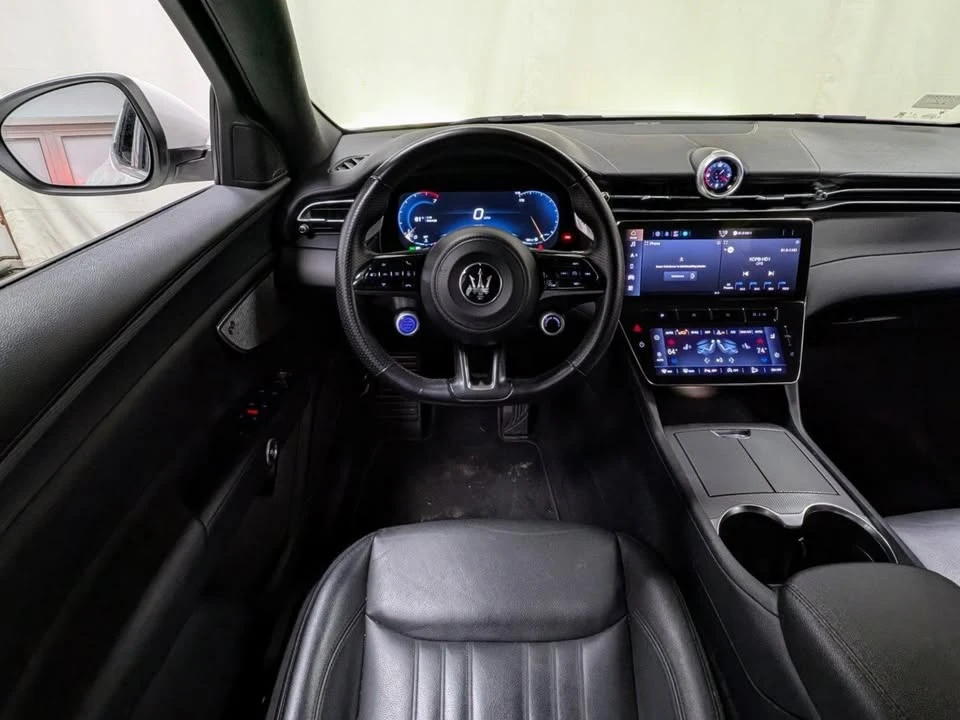 2024 Maserati Grecale - Image 2 of 20