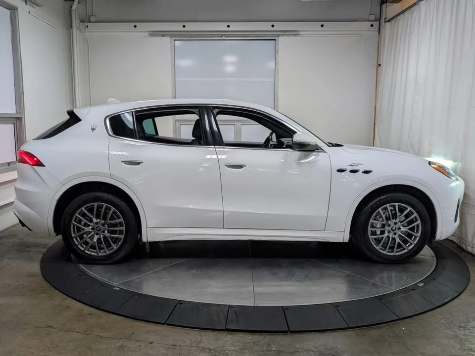 2024 Maserati Grecale - Image 10 of 20