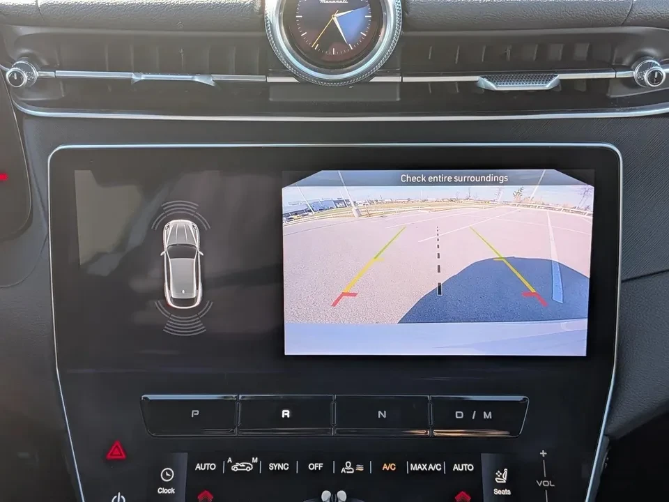 2024 Maserati Grecale - Image 11 of 19