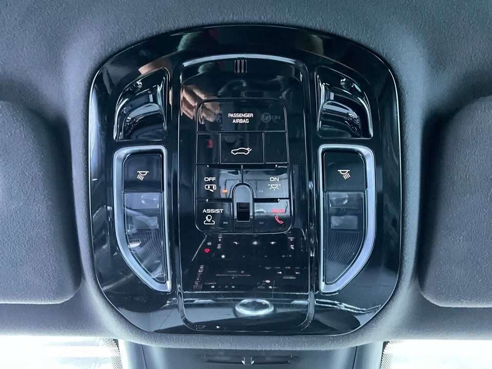 2024 Maserati Grecale - Image 17 of 20