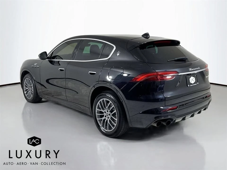2024 Maserati Grecale - Image 5 of 10