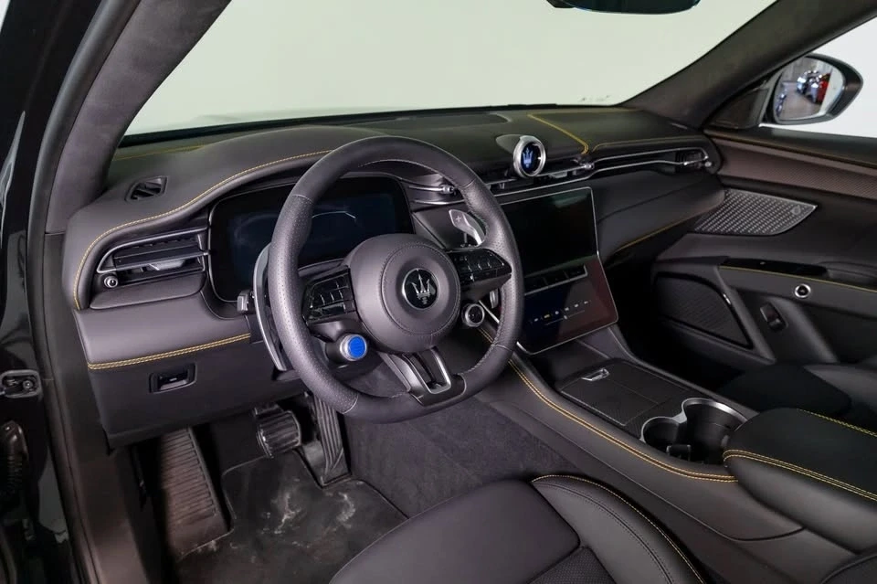 2024 Maserati Grecale - Image 6 of 19
