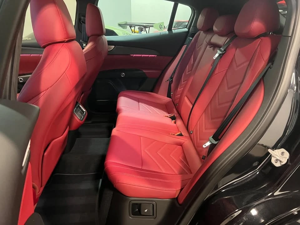 2024 Maserati Grecale - Image 17 of 18