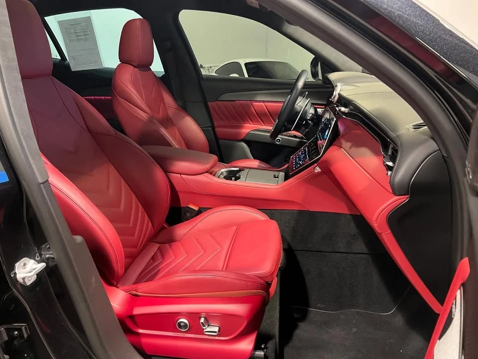 2024 Maserati Grecale - Image 15 of 18
