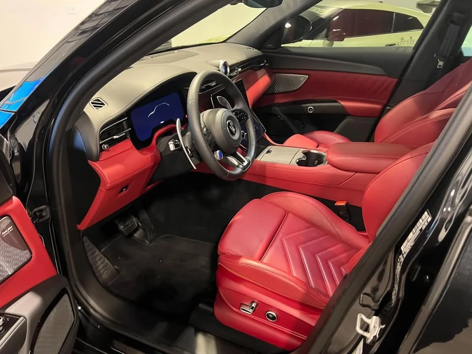 2024 Maserati Grecale - Image 8 of 18