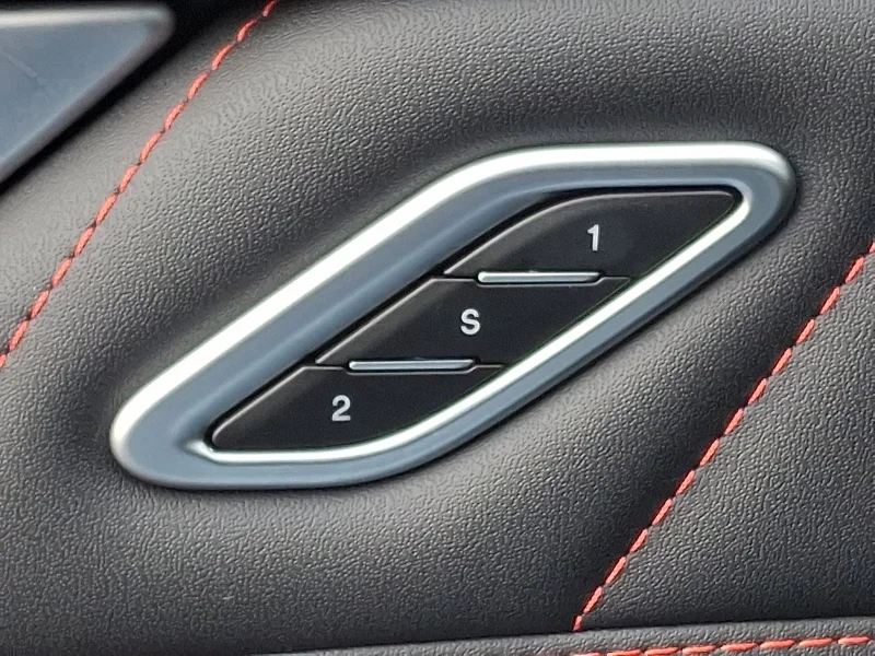 2024 Maserati Levante - Image 12 of 12