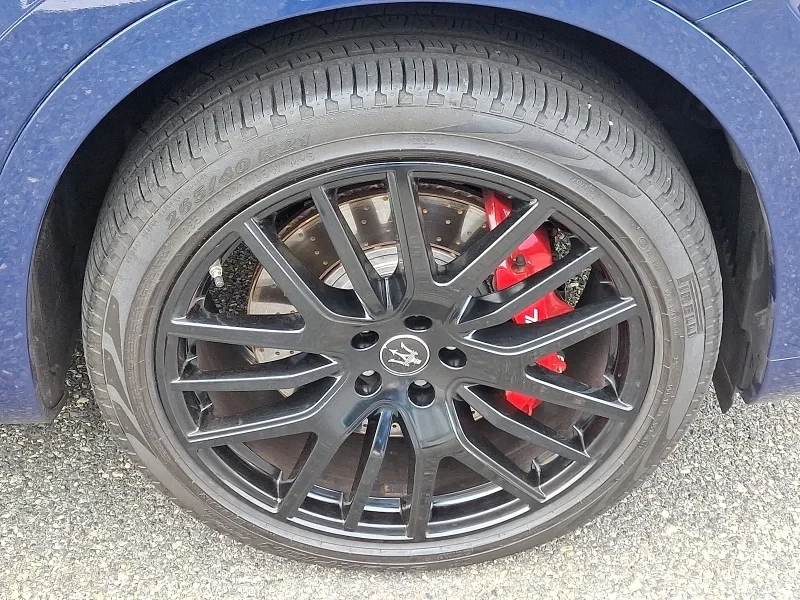 2024 Maserati Levante - Image 6 of 12