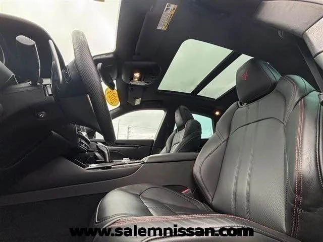 2024 Maserati Levante - Image 11 of 20