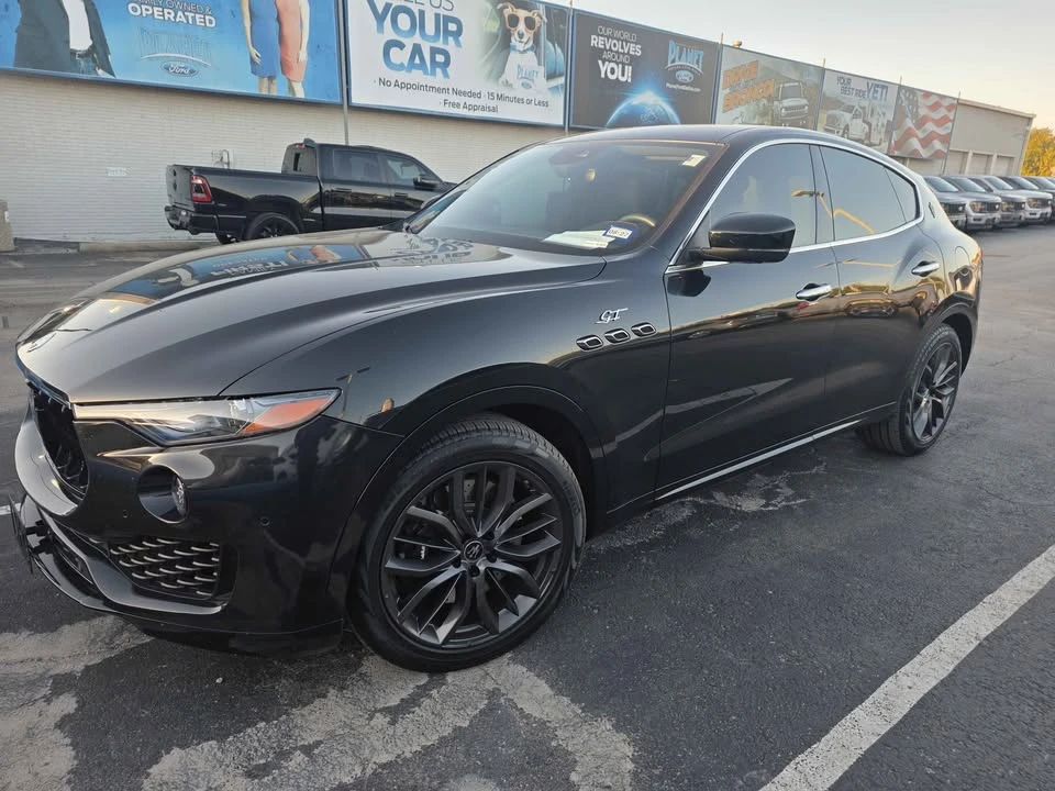 2024 Maserati Levante - Image 3 of 6