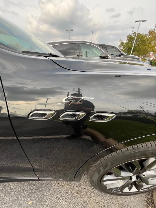 2024 Maserati Levante - Image 3 of 8